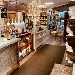 Headlines Hair Design & Wig Boutique