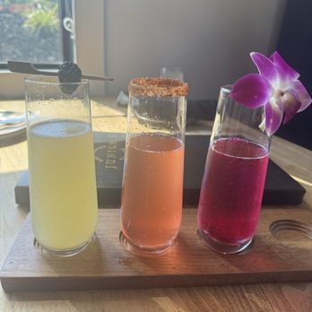 Junior Restaurant  - Beautiful presentation but very weak drink - Lounges Near Me - Roseville, California