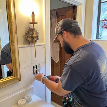 Evergreen Electric - Replacing Switch for Scones - Electricians Near Me - Marietta, Georgia Evergreen Electric - Replacing Switch for Scones - Electricians Near Me - Marietta, Georgia