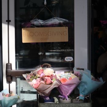 Bloomsgiving - Florists Near Me - Mountain View, California