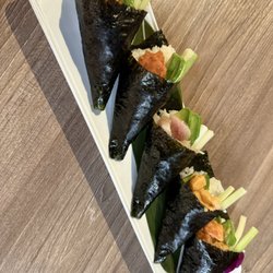 Sushi Yorimichi - Hand rolls