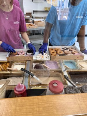 Duck Donuts by null