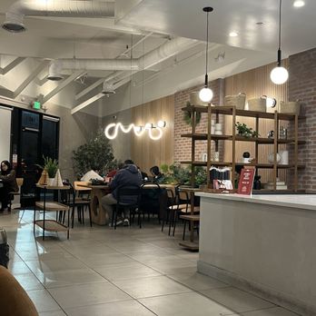 7 Leaves Cafe - Ambiance - Bubble Tea Near Me - Sunnyvale, California