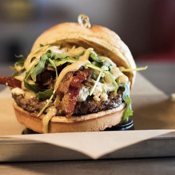 Aioli Gourmet Burgers - 32nd & Shea - Burgers Near Me - Phoenix, Arizona
