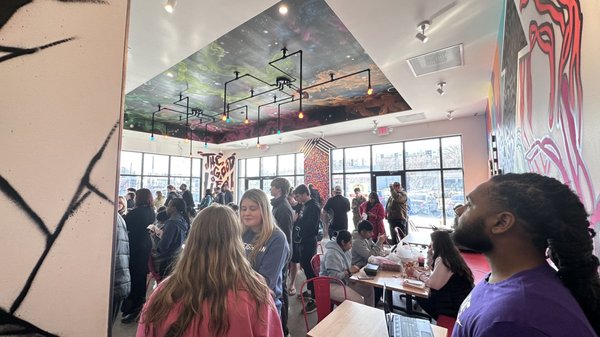 Dave's Hot Chicken by null