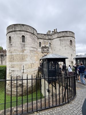 Tower of London by null