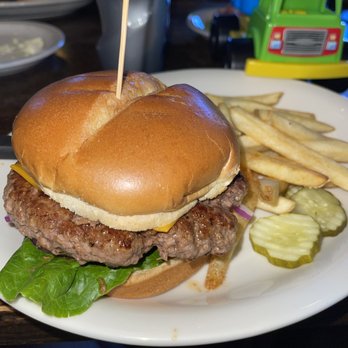 The Peanut - American Near Me - Overland Park, Kansas