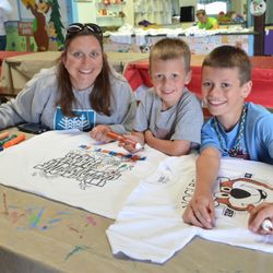 Yogi Bear's Jellystone Park - Crafts
