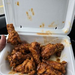 Hooters