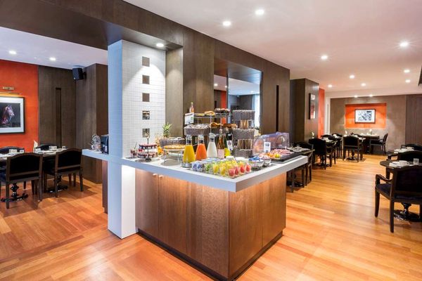 Best Western Premier Hôtel De La Poste Troyes & Spa Nuxe by null