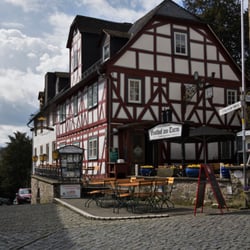 Gasthof am Turm - Ansicht von der Straßenecke