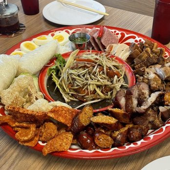 Spicy Joi - Ultimate Bomb Platter - Sandwiches Near Me - Concord, California Spicy Joi - Ultimate Bomb Platter - Sandwiches Near Me - Concord, California