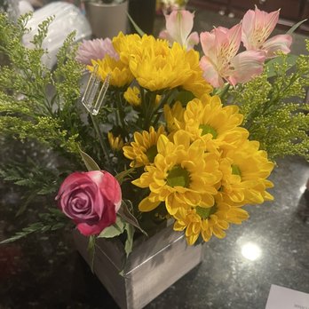 Miracle Flowers - Florists Near Me - Folsom, California Miracle Flowers - Florists Near Me - Folsom, California