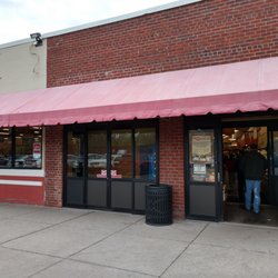 Southold IGA - Entrance