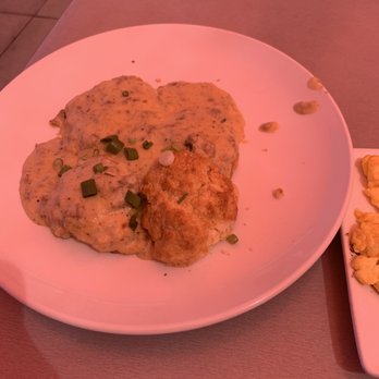 Four Friends Kitchen - Biscuits and Gravy - Southern Near Me - Denver, Colorado Four Friends Kitchen - Biscuits and Gravy - Southern Near Me - Denver, Colorado