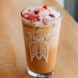 James Coffee - Iced Neapolitan - Strawberry Mocha