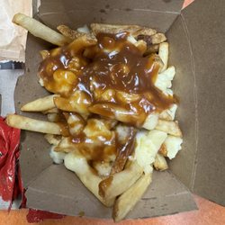 Harvey's - Vegetarian Poutine