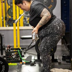 Alison Roessler - Certified Personal Trainer - Student in free community Truvefit camp with Alison