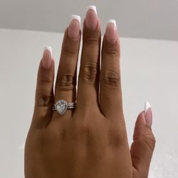 Escape at Tiffany Nails Bar & Spa - Parlez-vous Francais?