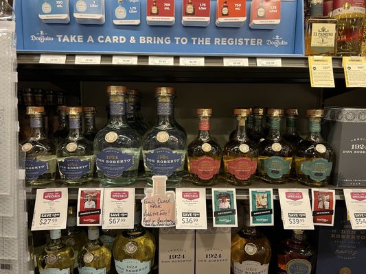 Total Wine & More by null