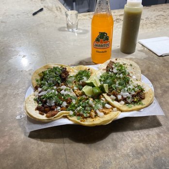 La Pasadita Taqueria - Pastor, chicken, birria tacos - Tacos Near Me - Lawrence, Kansas La Pasadita Taqueria - Pastor, chicken, birria tacos - Tacos Near Me - Lawrence, Kansas