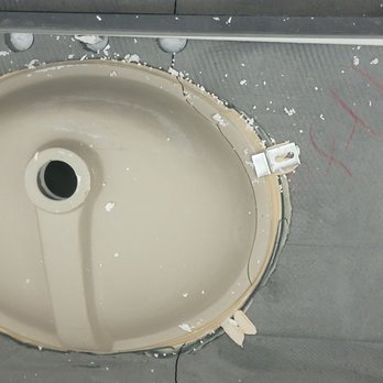 J W Logistics - Vanity and sink cracked all the way across - Couriers & Delivery Services Near Me - Frisco, Texas J W Logistics - Vanity and sink cracked all the way across - Couriers & Delivery Services Near Me - Frisco, Texas