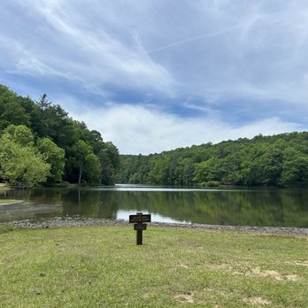 Little Beaver State Park - Don't feed the geese or birds, and definitely not bread. - Hiking Near Me - Lake, West Virginia Little Beaver State Park - Don't feed the geese or birds, and definitely not bread. - Hiking Near Me - Lake, West Virginia