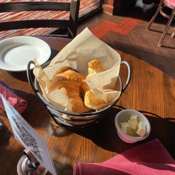 Chat American Grill - Croissants - New American Near Me - Scarsdale, New York Chat American Grill - Croissants - New American Near Me - Scarsdale, New York