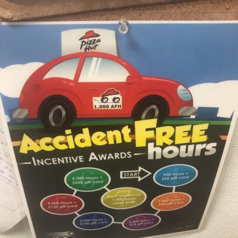 Pizza Hut - That's right - Pizza Near Me - Bend, Oregon