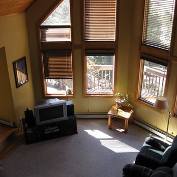 Active at Altitude - living room - Boot Camps Near Me - Estes Park, Colorado Active at Altitude - living room - Boot Camps Near Me - Estes Park, Colorado