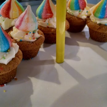 Crumbs and Doilies - Cafes Near Me - London, XGL Crumbs and Doilies - Cafes Near Me - London, XGL
