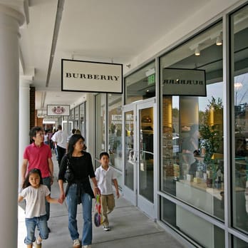 Williamsburg Premium Outlets - Shopping Centers Near Me - Williamsburg, Virginia Williamsburg Premium Outlets - Shopping Centers Near Me - Williamsburg, Virginia