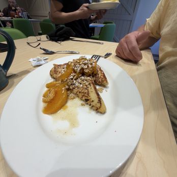 The Toasted Yolk Cafe - Peach French toast - Breakfast & Brunch Near Me - Johnson City, Tennessee