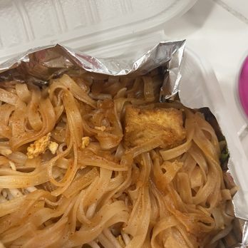 Chao Praya - Pad Thai - Thai Near Me - Novato, California