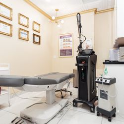 Deluxe Med Spa & Wellness - CO2 lasers are the gold standard for treating wrinkles, age spots, acne scars, and other blemishes as well as tighten skin and balance tone.