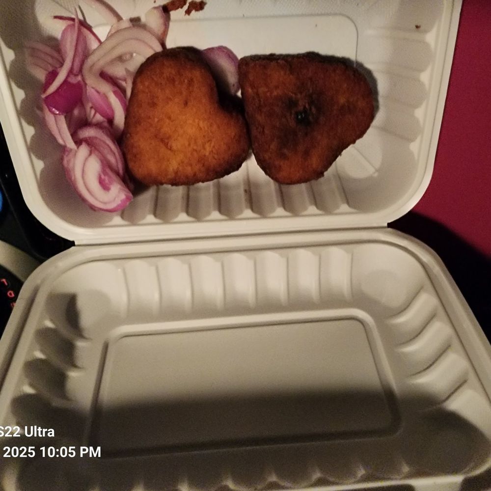 Kailash Parbat - Heart shaped pan fried potatoe with peas and carrots mixed in. It has a kick to it, though - Indian Near Me - Dublin, California