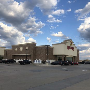 Buc-ee's - Gas Stations Near Me - New Braunfels, Texas