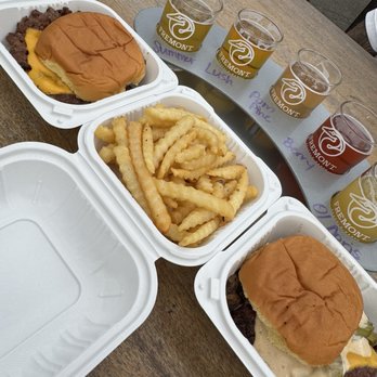 Smash That Burger - Burgers Near Me - Seattle, Washington Smash That Burger - Burgers Near Me - Seattle, Washington