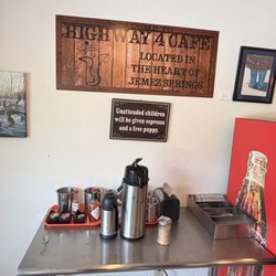 Highway 4 Cafe & Bakery - Inside