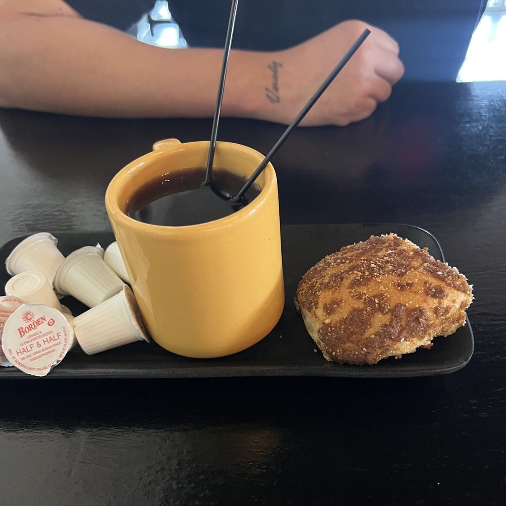 Los Pipiles - Cafe con pan - Salvadoran Near Me - Houston, Texas Los Pipiles - Cafe con pan - Salvadoran Near Me - Houston, Texas