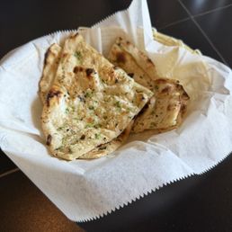 Garlic naan