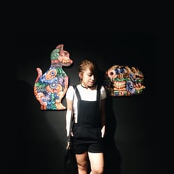Vinyl on Vinyl - It's imperative to stand beside a burger modification. Art by Rai Cruz.