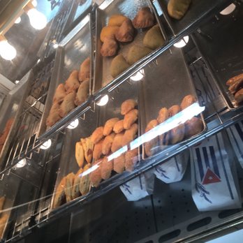 Vecky Bakery Hollywood - Pastelitos selection - Bakeries Near Me - Hollywood, Florida Vecky Bakery Hollywood - Pastelitos selection - Bakeries Near Me - Hollywood, Florida
