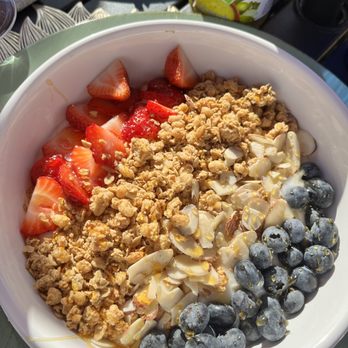 Sunshine’s Farm - Granola Yogurt bowl - Fruits & Veggies Near Me - Fresno, California Sunshine’s Farm - Granola Yogurt bowl - Fruits & Veggies Near Me - Fresno, California