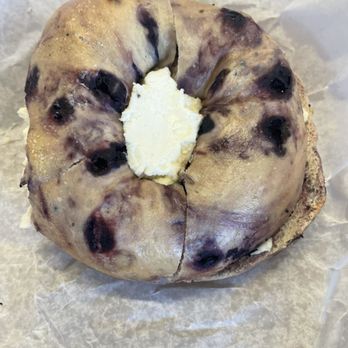 The Bagel Shop - blueberry bagel - Bagels Near Me - New York, New York The Bagel Shop - blueberry bagel - Bagels Near Me - New York, New York