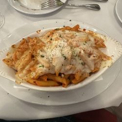 Gregorio's Trattoria - Baked Ziti**