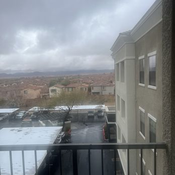 Mountain Gate & Mountain Trails - Apartments Near Me - Las Vegas, Nevada