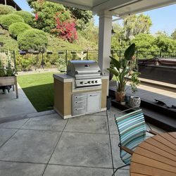 O. C. Barbecues Plus - New grill set up. Wife's happy, I'm happy!
