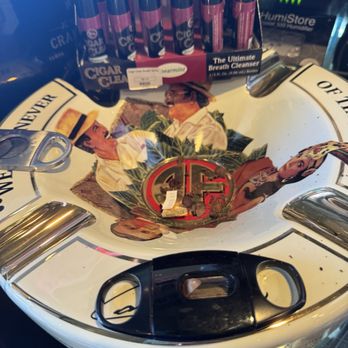 Churchill's Fine Cigars - Cigar Bars Near Me - Scottsdale, Arizona Churchill's Fine Cigars - Cigar Bars Near Me - Scottsdale, Arizona