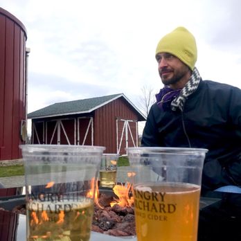 Hudson Valley Concierge - Outdoor, fire pit, beer flights! - Food Tours Near Me